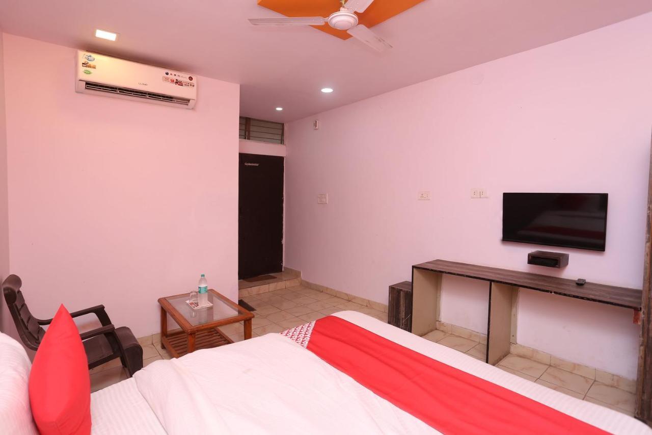 Oyo 37533 Hotel Ashirwad Jabalpur Extérieur photo